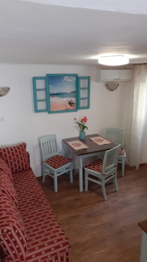 Appartement Apartman Manuela à Baška Extérieur photo