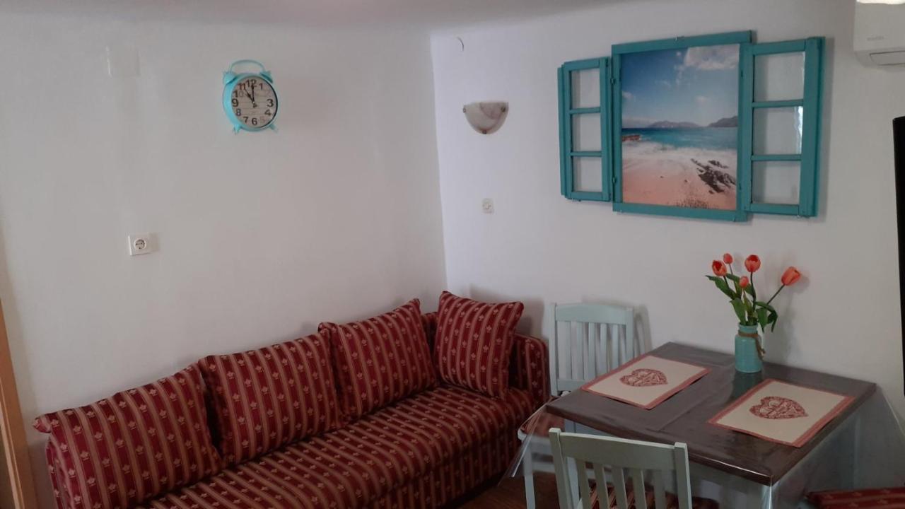 Appartement Apartman Manuela à Baška Extérieur photo